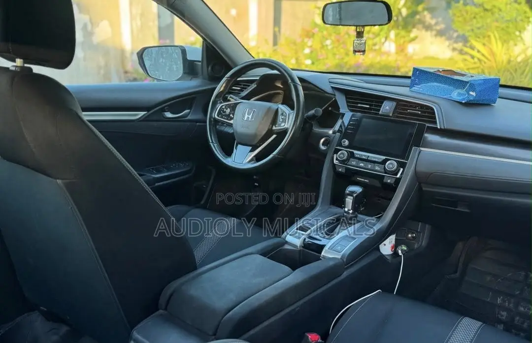 Honda Civic 2019 Gray