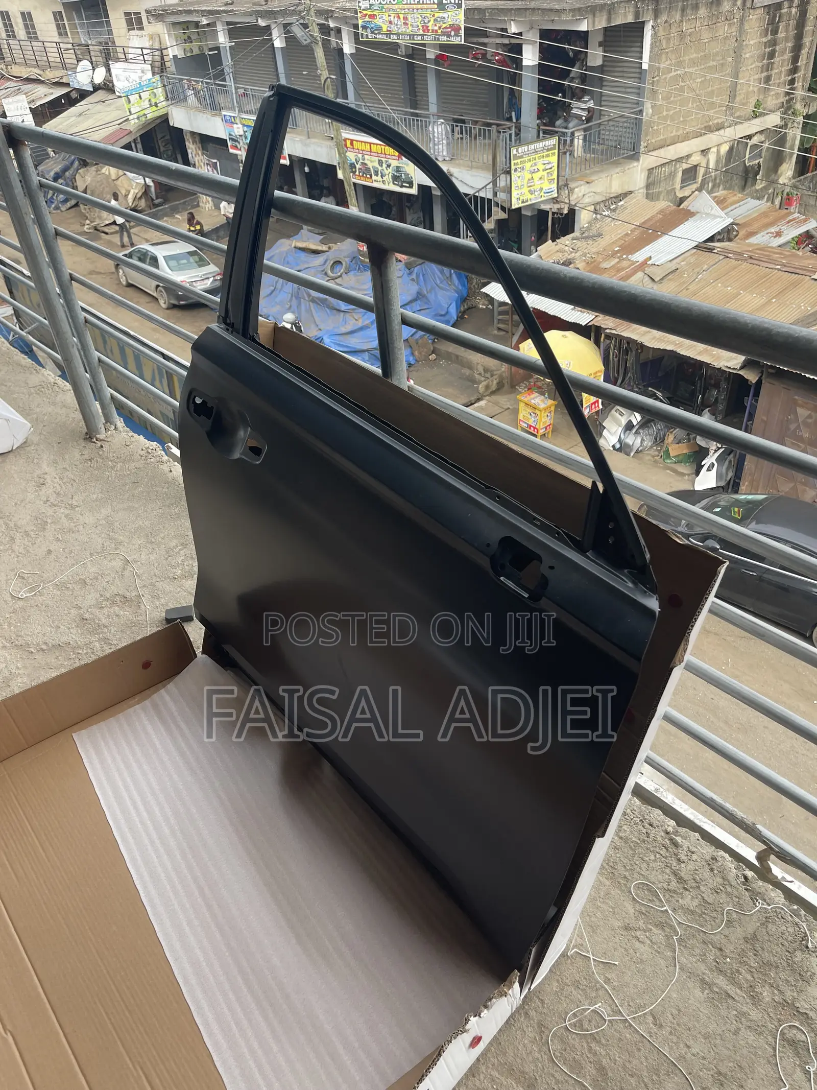 Honda CR-v 23 Front Door