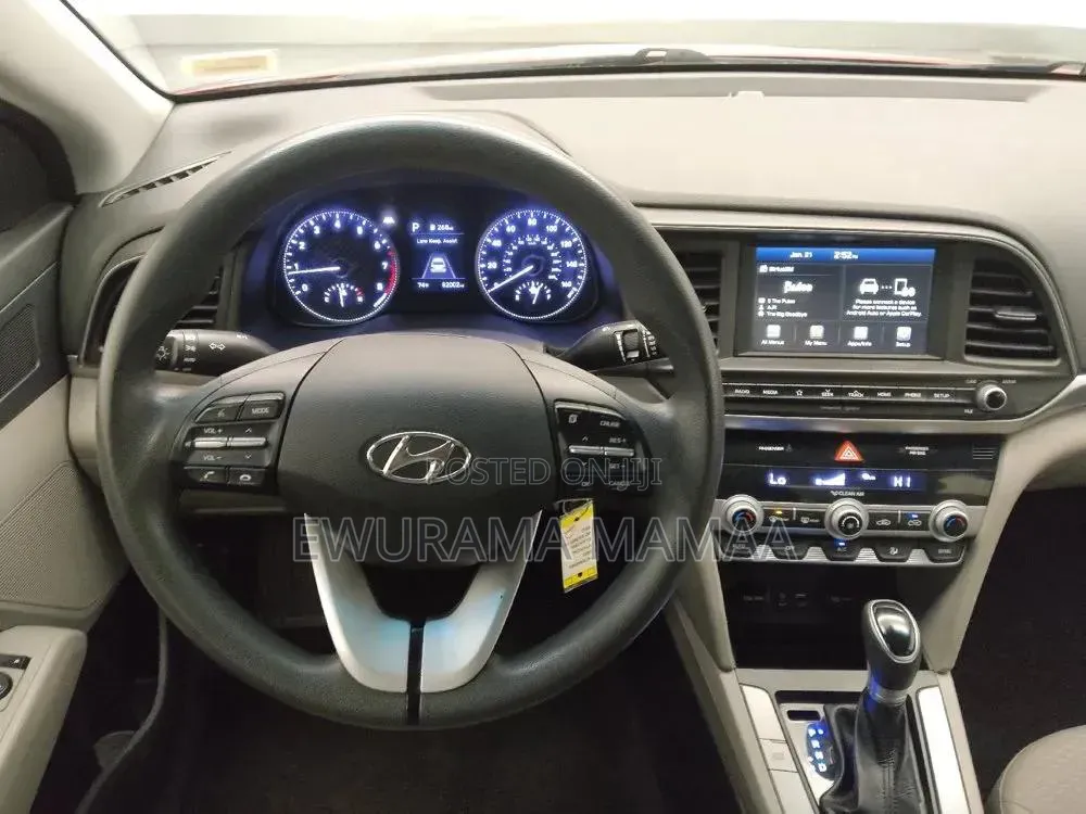 Hyundai Elantra 2020 Red