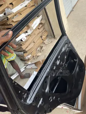 Honda CR-v 23 Back Door.