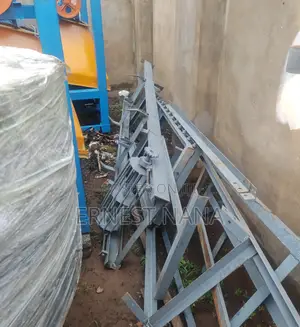 Semi-Automatic Concrete Block Machine