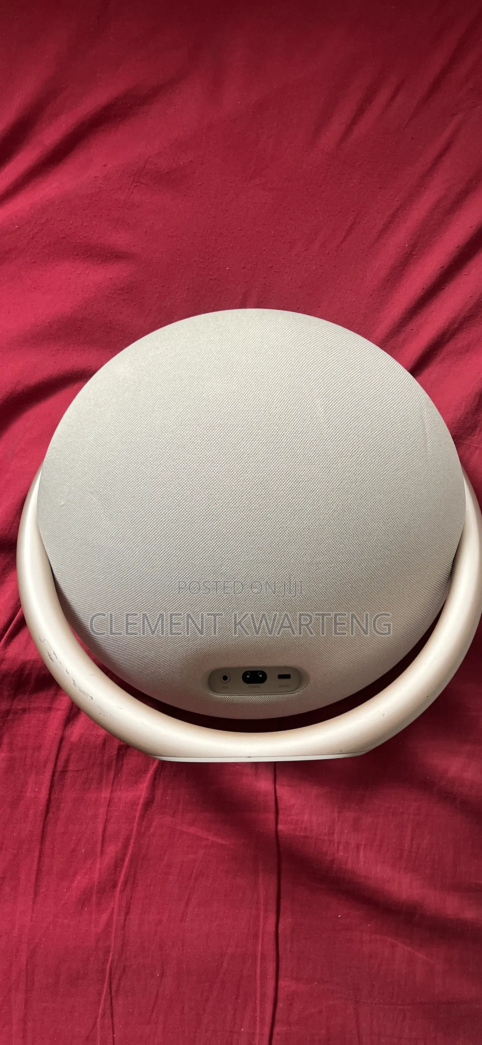 Harman Kardon Onyx Studio 8