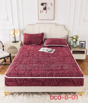 Queen Size Fluffy Bedcover