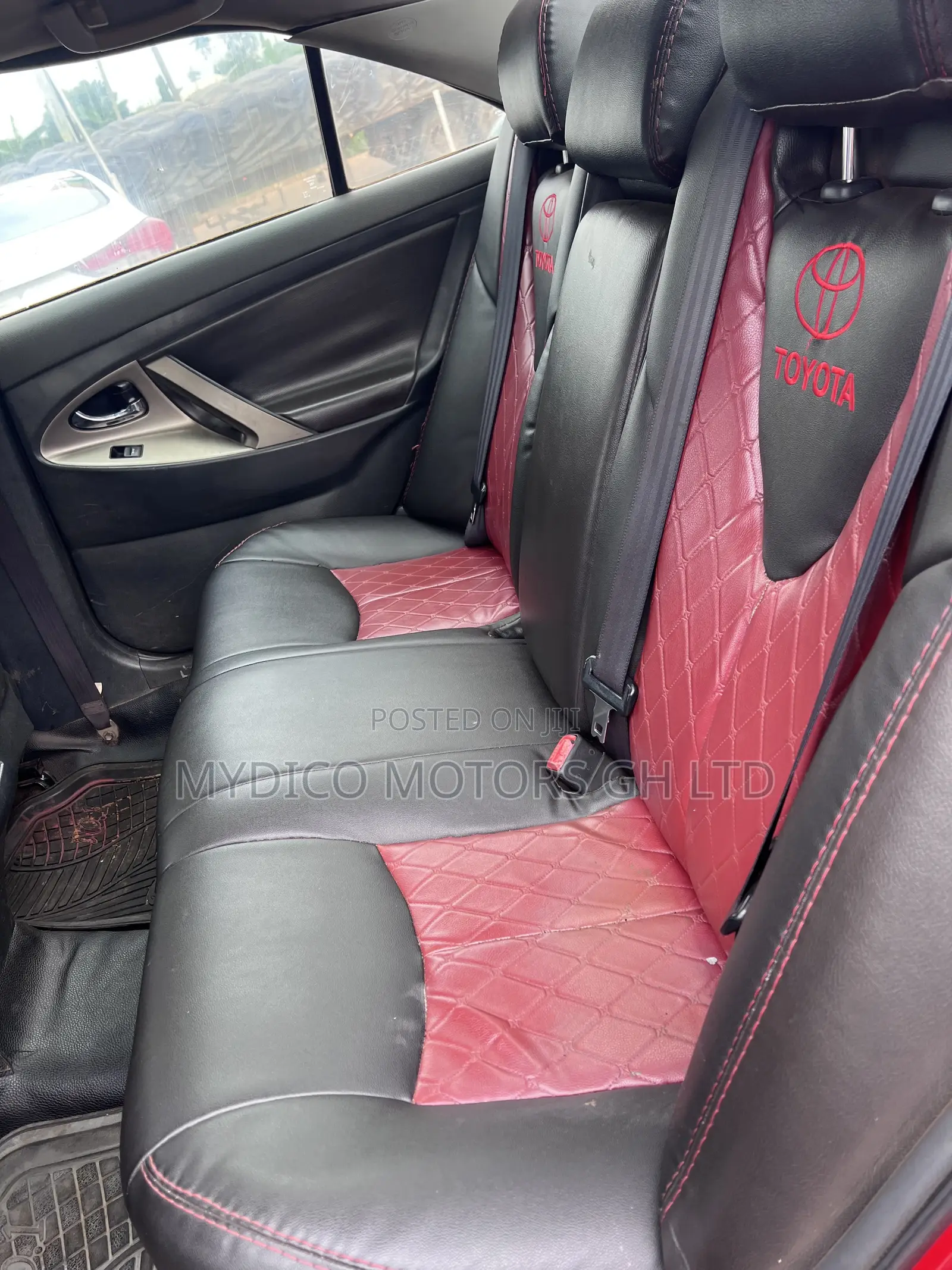 Toyota Camry SE 4dr Sedan (2.5L 4cyl 6AM) 2010 Red