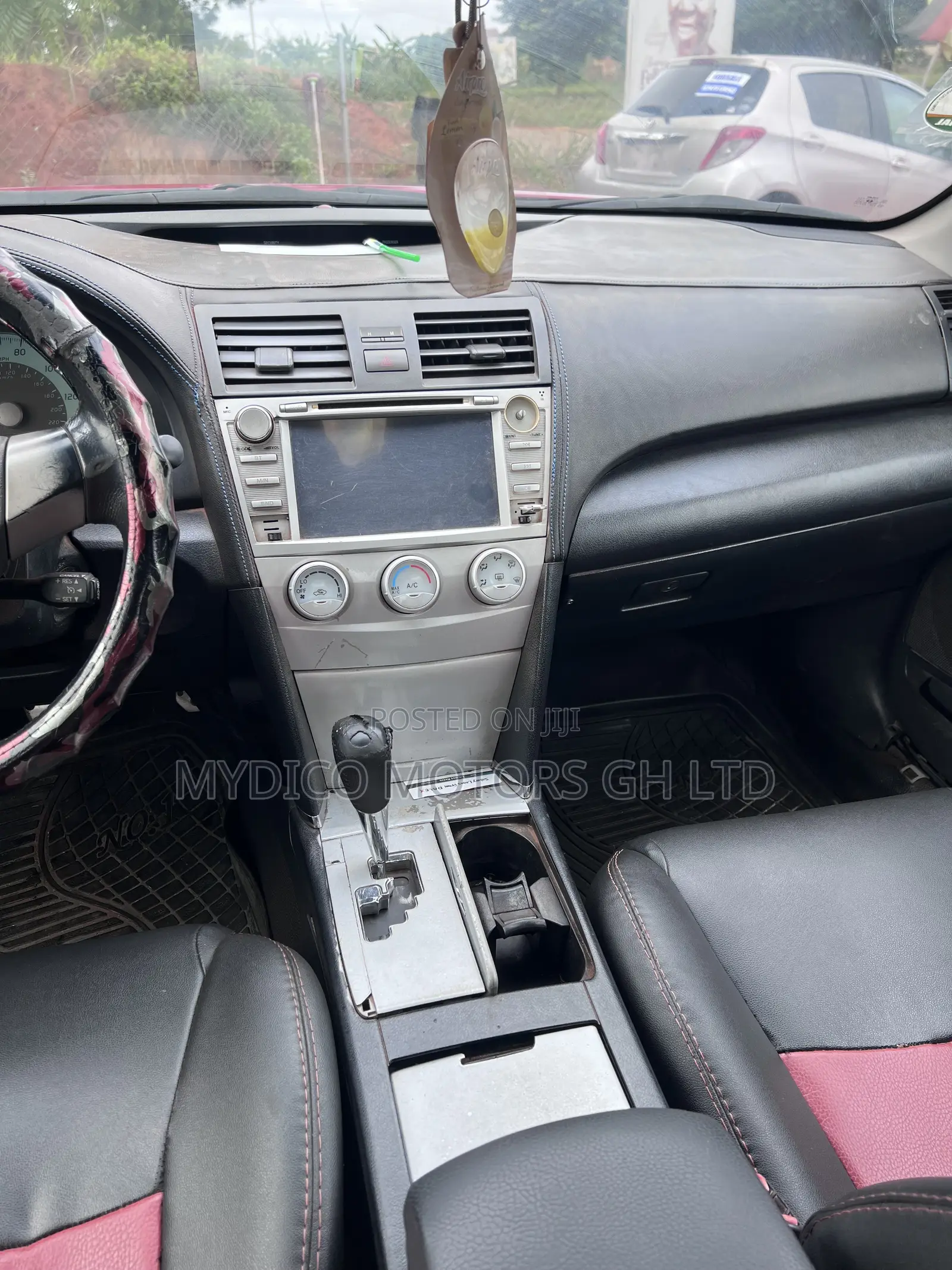 Toyota Camry SE 4dr Sedan (2.5L 4cyl 6AM) 2010 Red