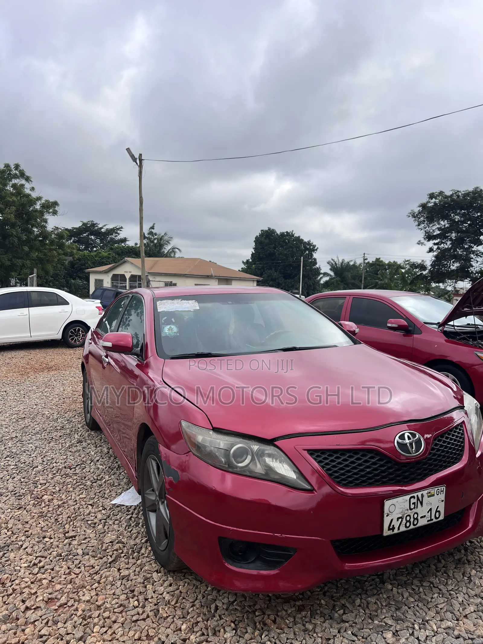 Toyota Camry SE 4dr Sedan (2.5L 4cyl 6AM) 2010 Red