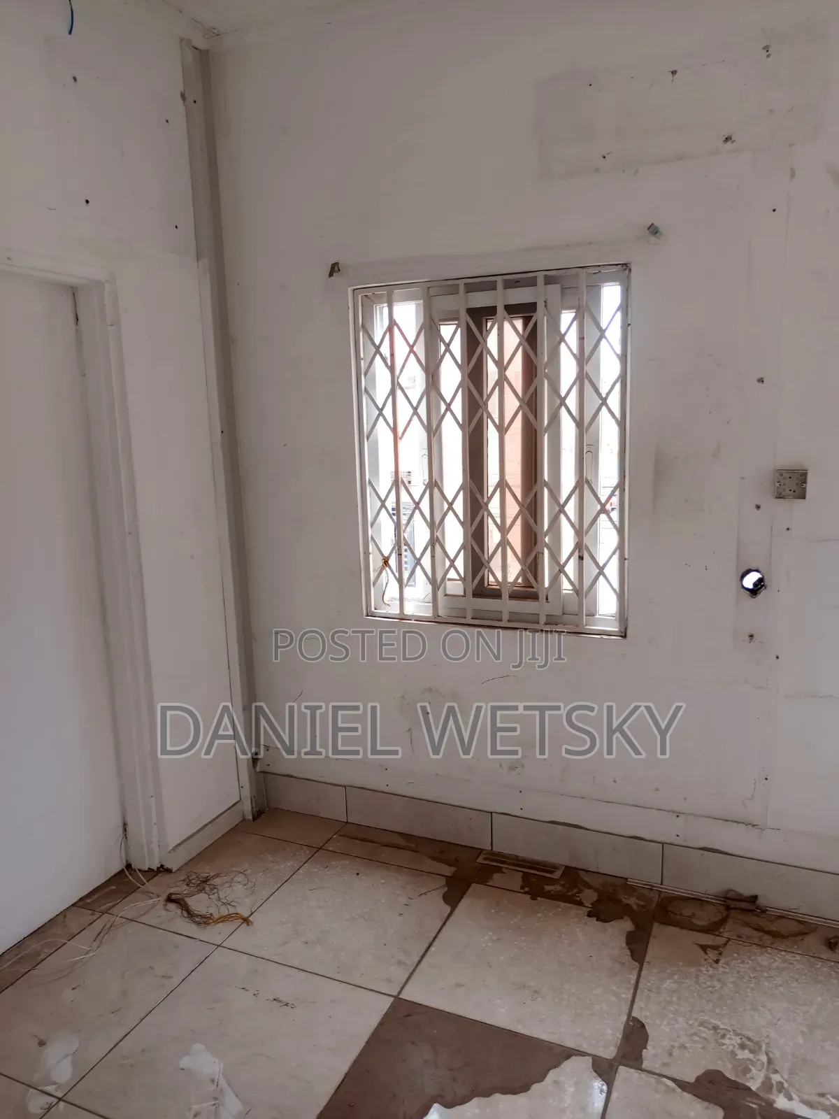 A 10 Rooms Storey Building Office Is for Rent at Accra Tudu,