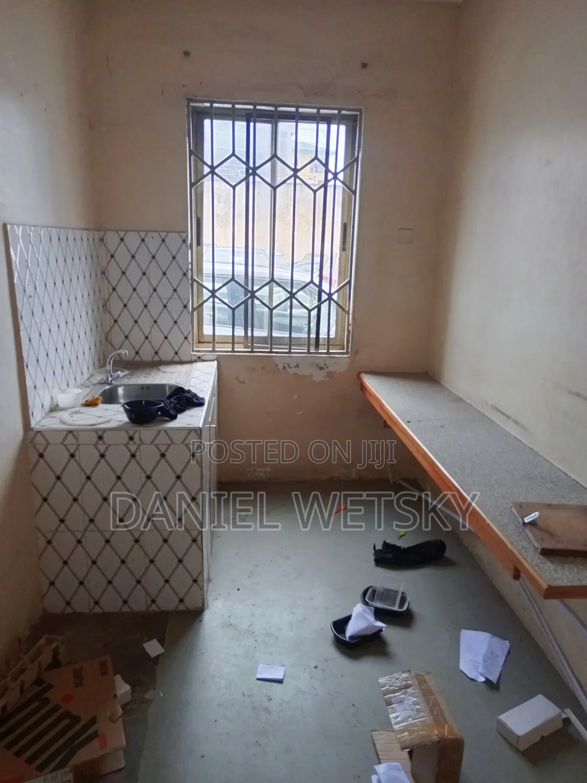 A 10 Rooms Storey Building Office Is for Rent at Accra Tudu,