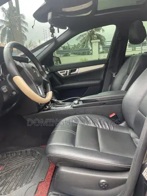 Mercedes-Benz C250 2014 Black