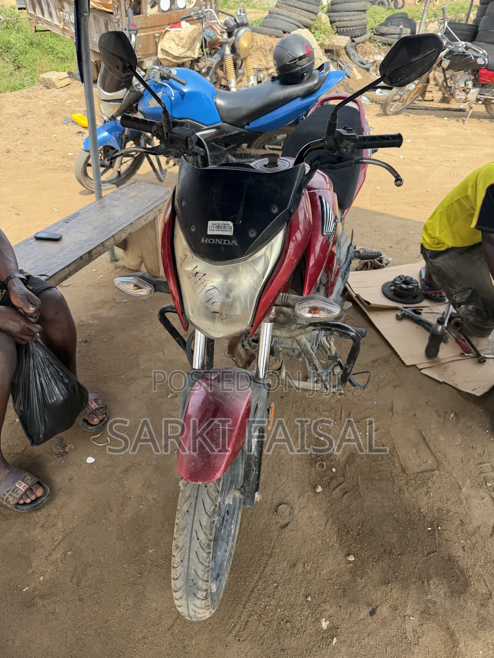 Honda Unicorn 2020 Red