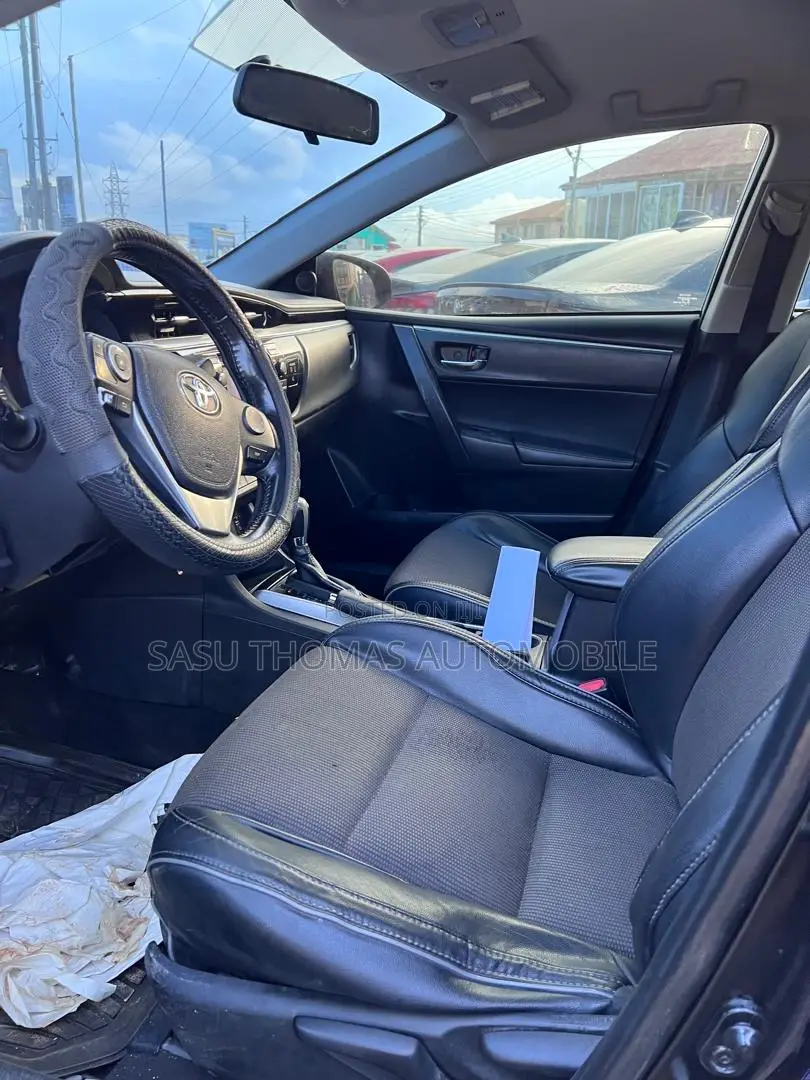 Toyota Corolla 2017 Black