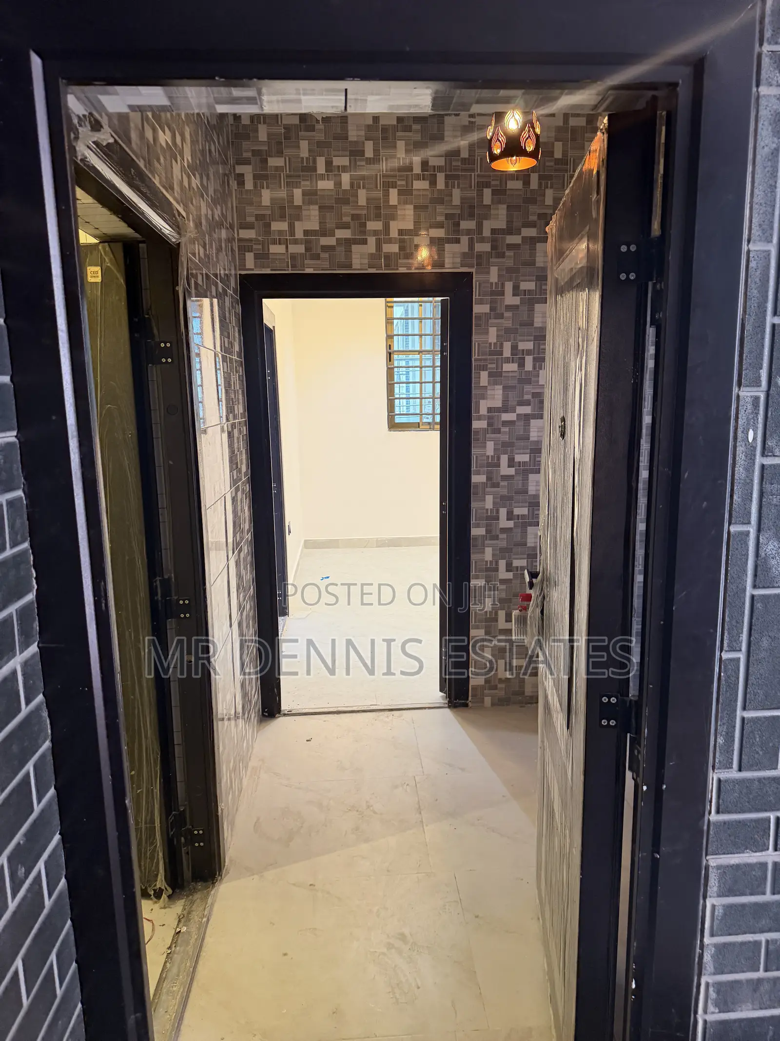 1bdrm Apartment in Westhills Mall for rent