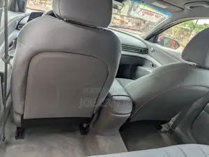 Hyundai Elantra SEL 2021 Red