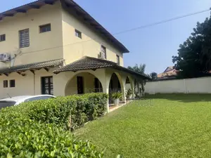 12bdrm Mansion in Tesano for sale