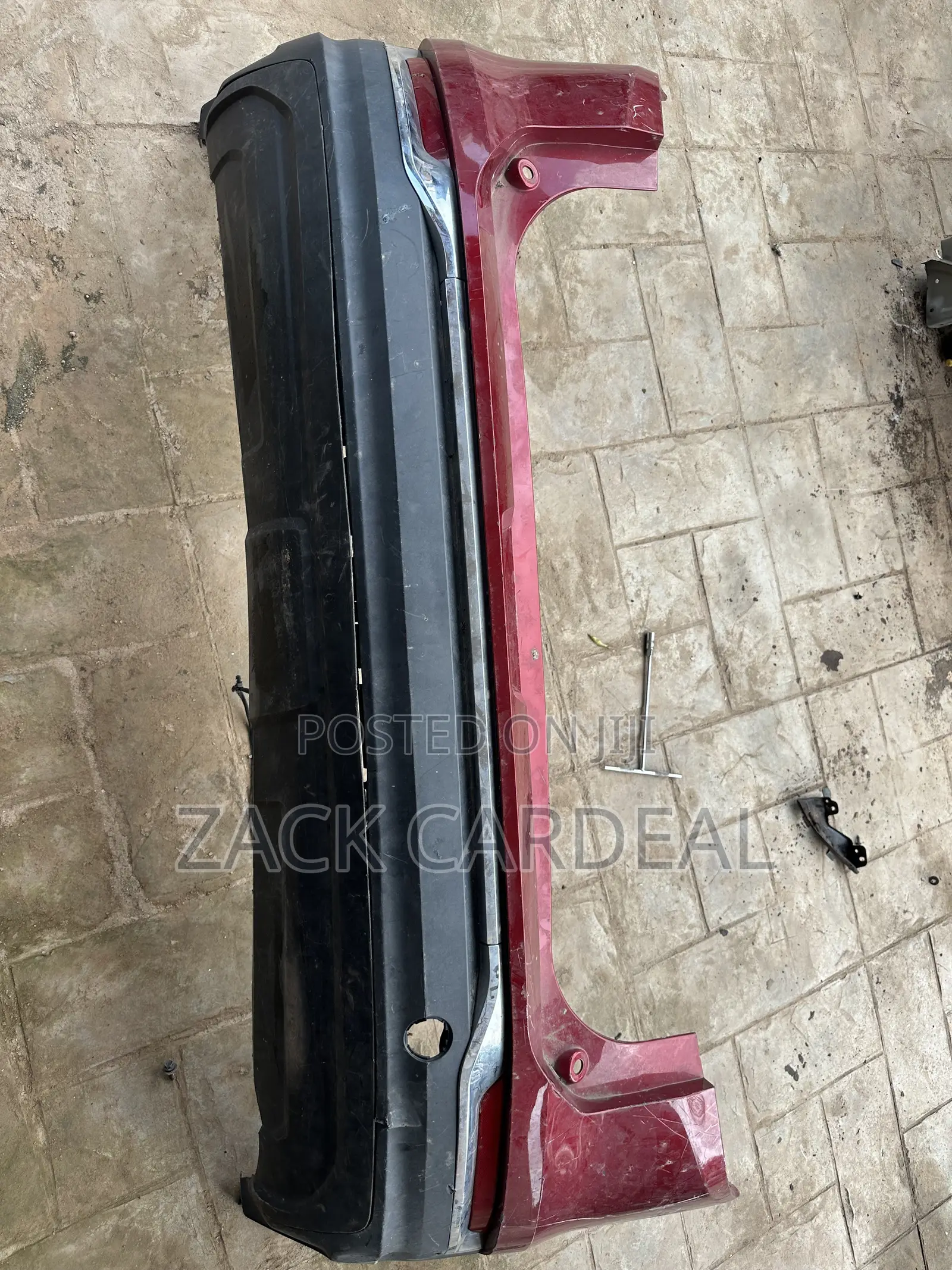 GMC TERRAIN 2018 Back Bumper Available