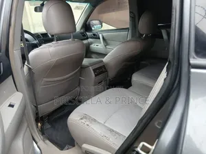 Toyota Highlander 2009 Gray