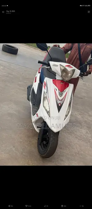 Kymco Agility 2001 White