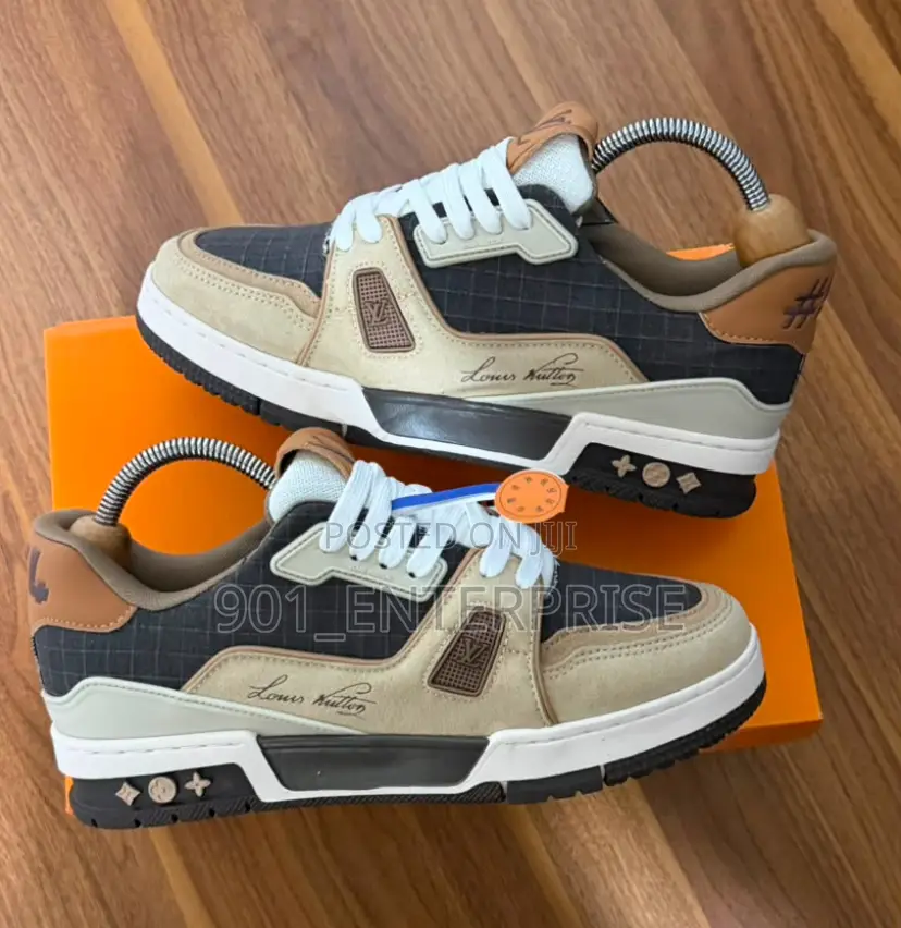 Louis Vuitton Sneakers