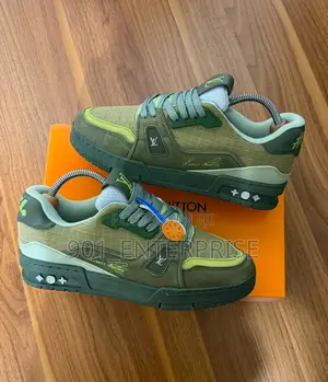 Louis Vuitton Sneakers