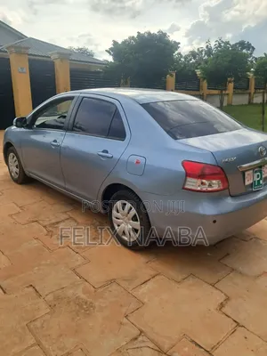 Toyota Belta 2010 Gray