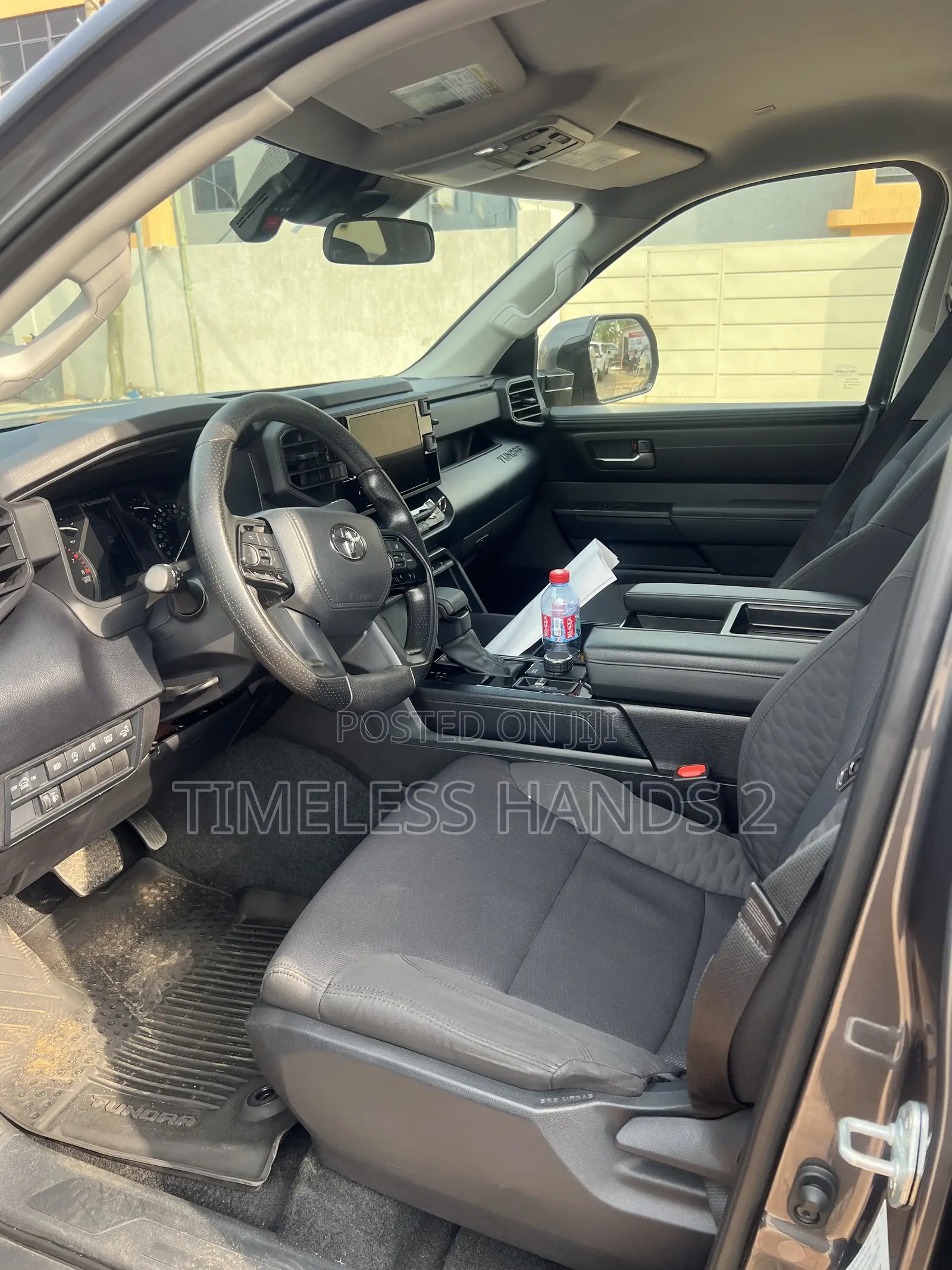 Toyota Tundra SR5 CrewMax 4WD SB w/6.5' Bed 2025 Gray