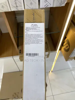 New Laptop HP 14S 8GB Intel Core i3 SSD 256GB