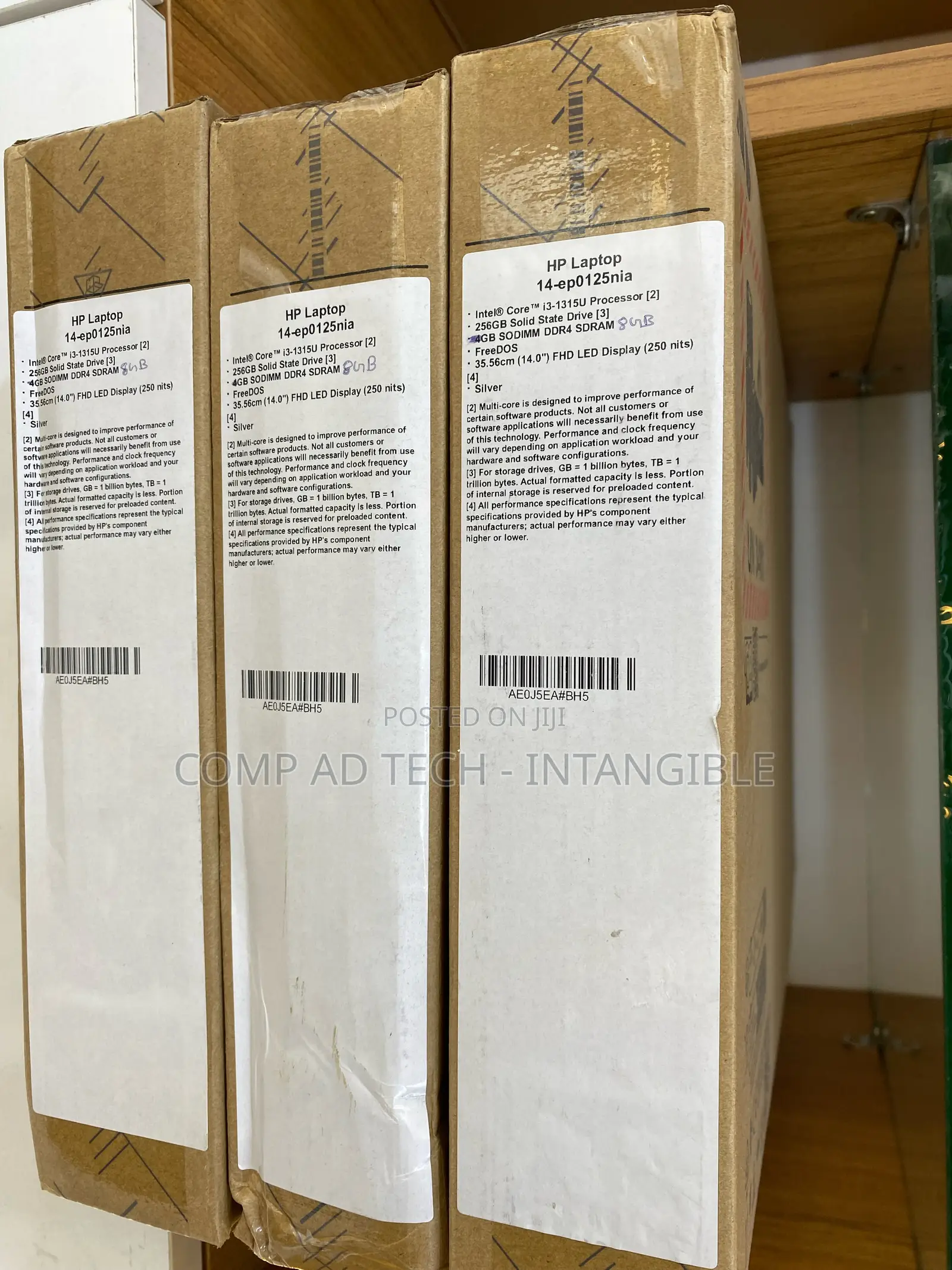 New Laptop HP 14S 8GB Intel Core i3 SSD 256GB