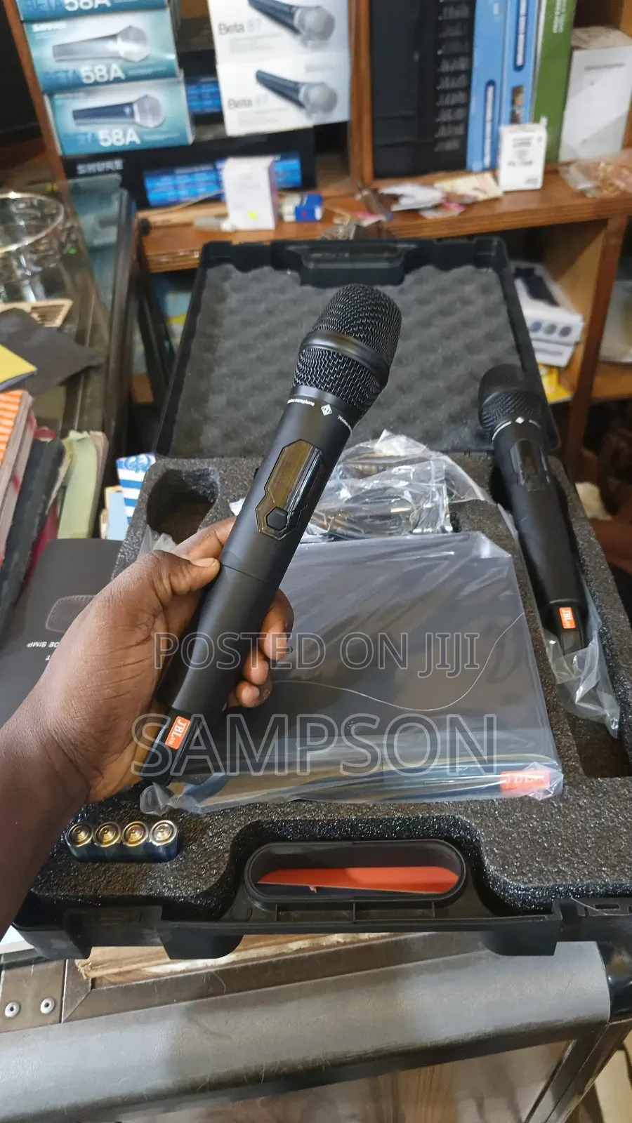 Microphone
