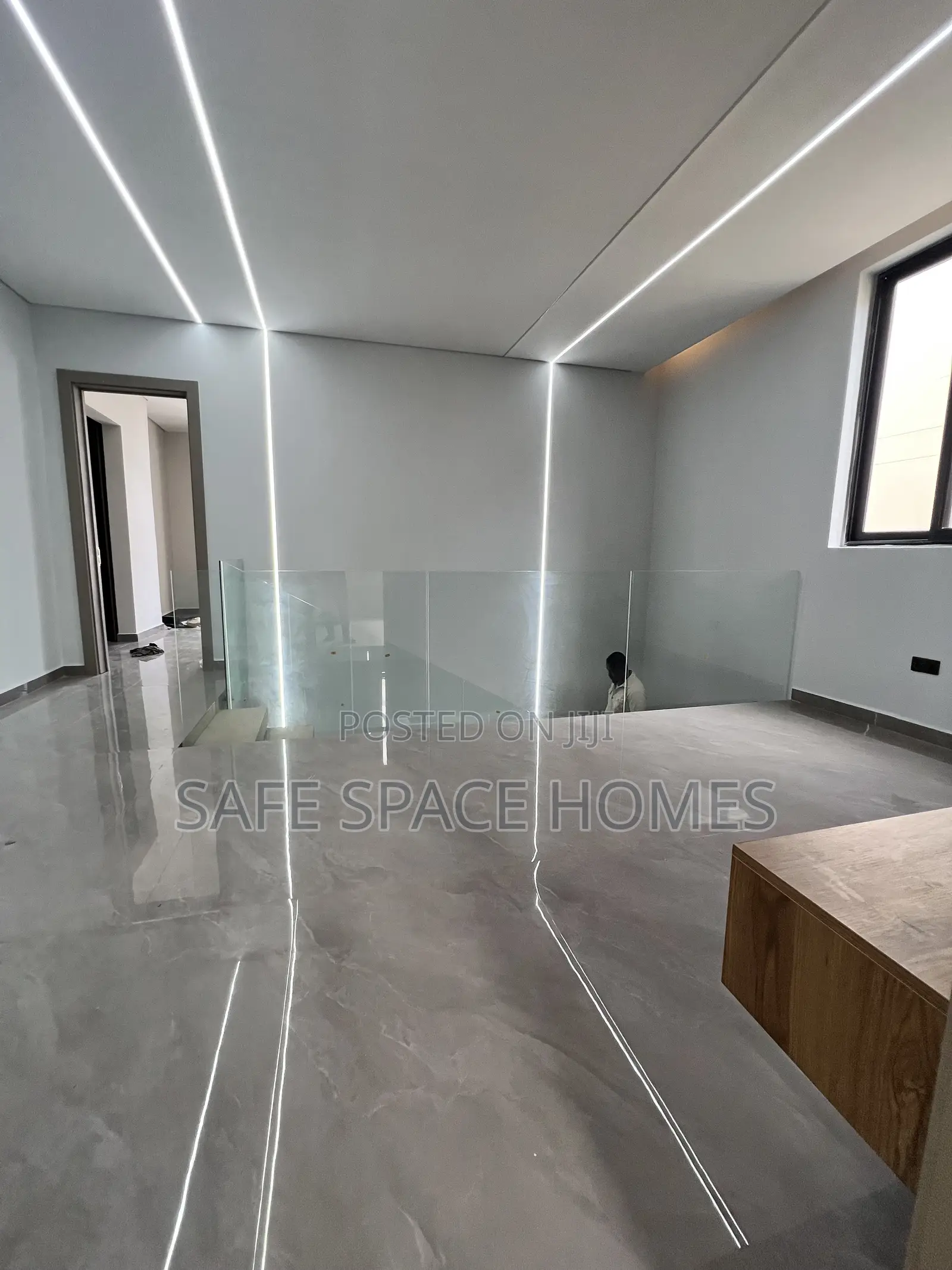 4bdrm Duplex in Burma Camp for rent