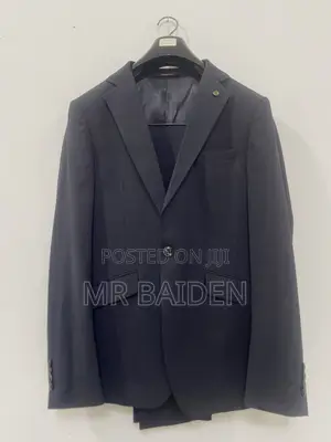 Romano Botta Classic Fit One-Button Gray Italian Suit