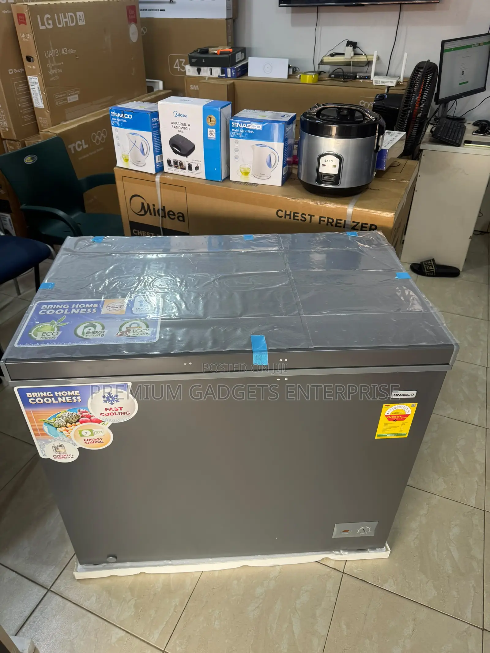 Nasco Limited Time Offer 251 Litres Chest Freezer Nas-300