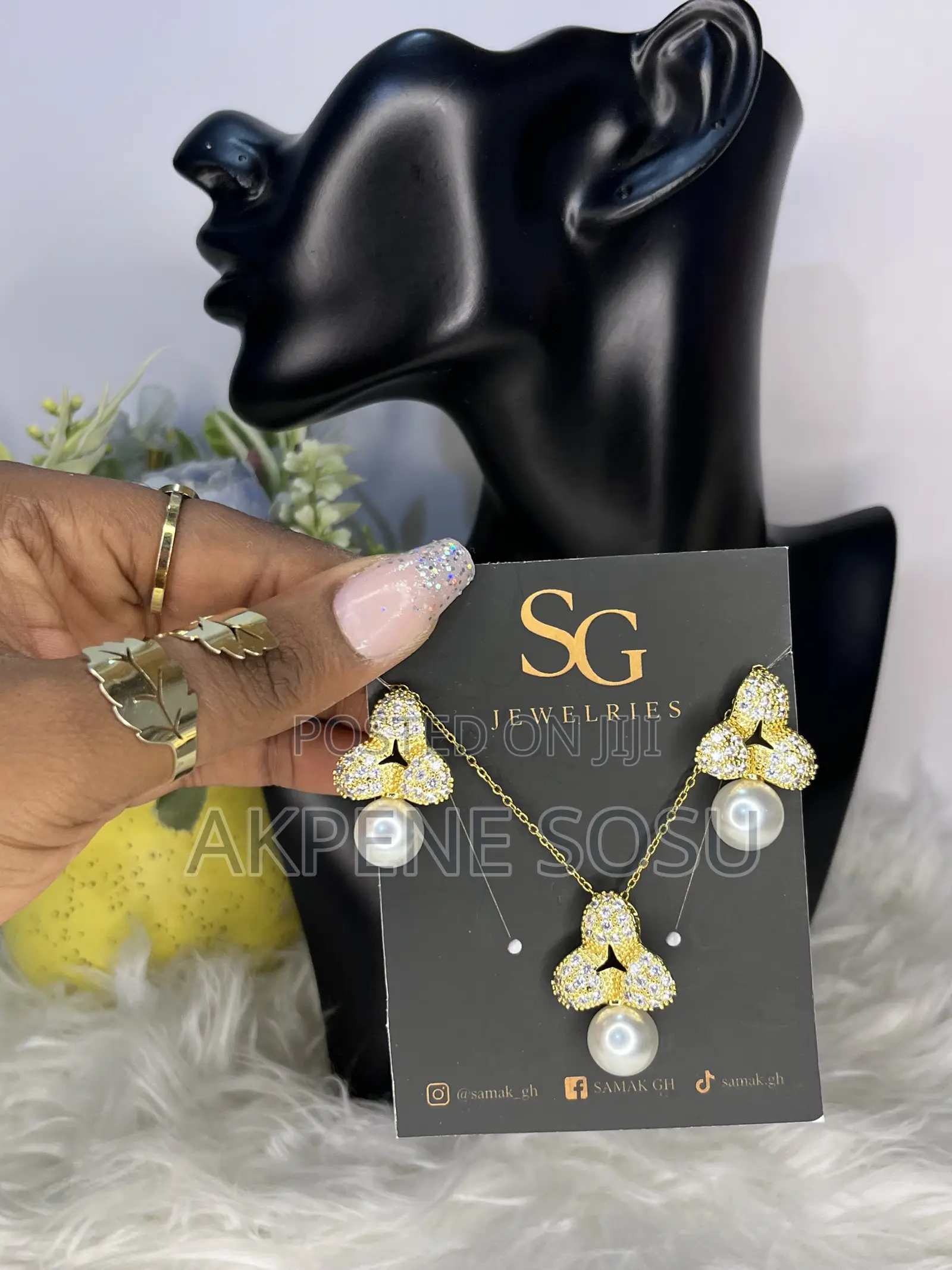 Women’s Jewelry