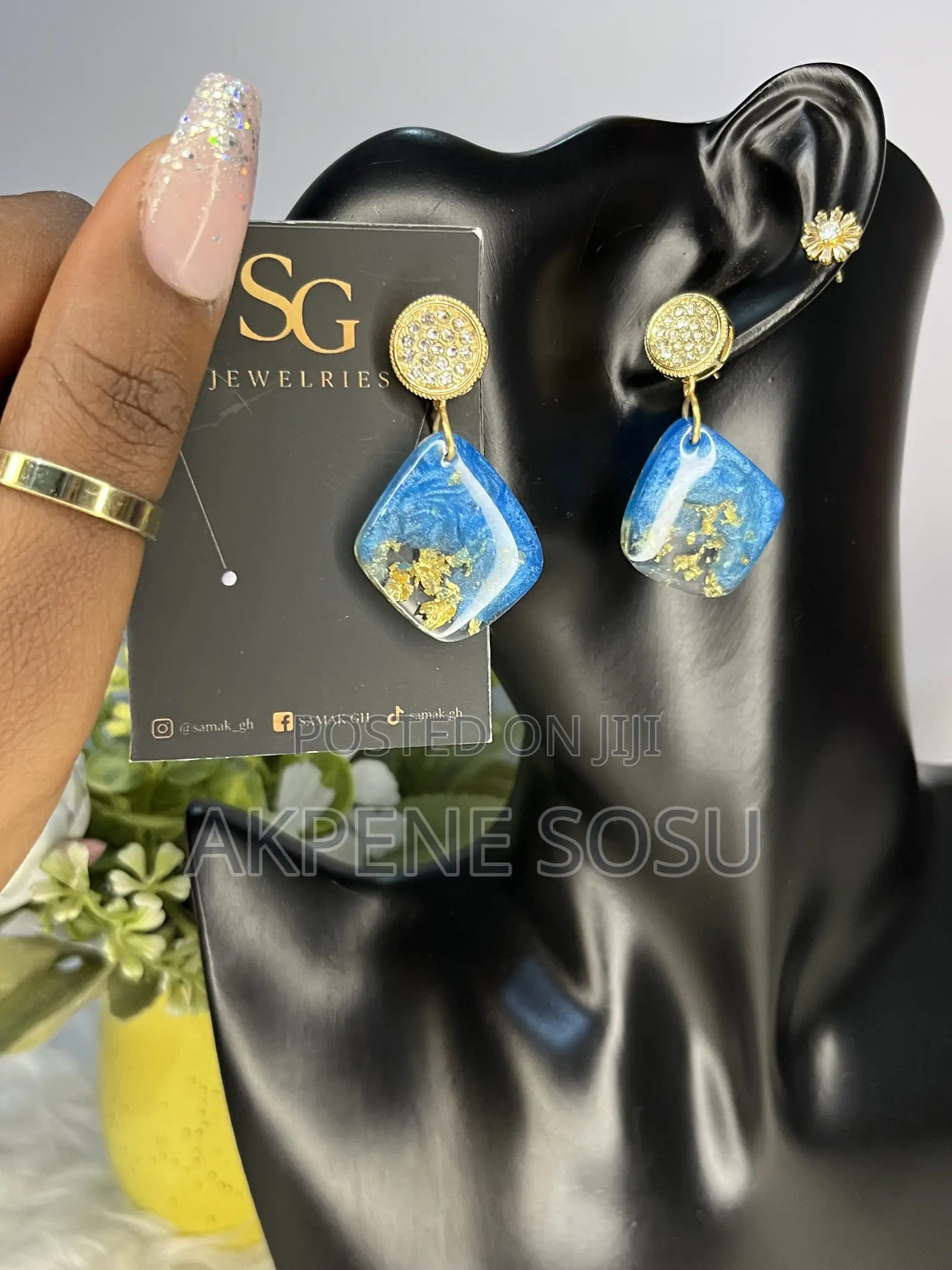 Women’s Jewelry