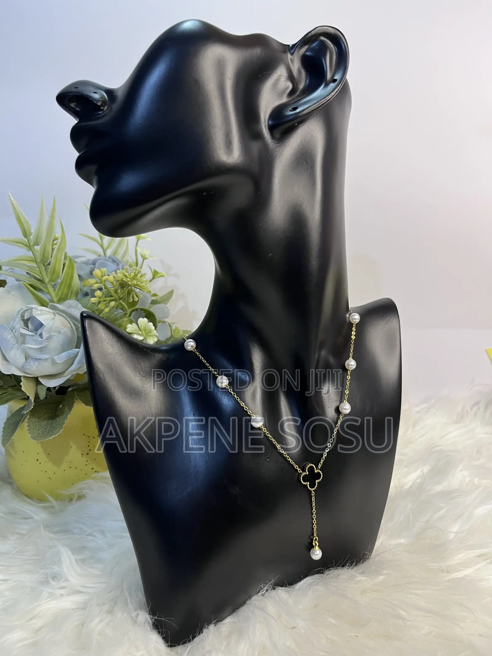 Women’s Jewelry