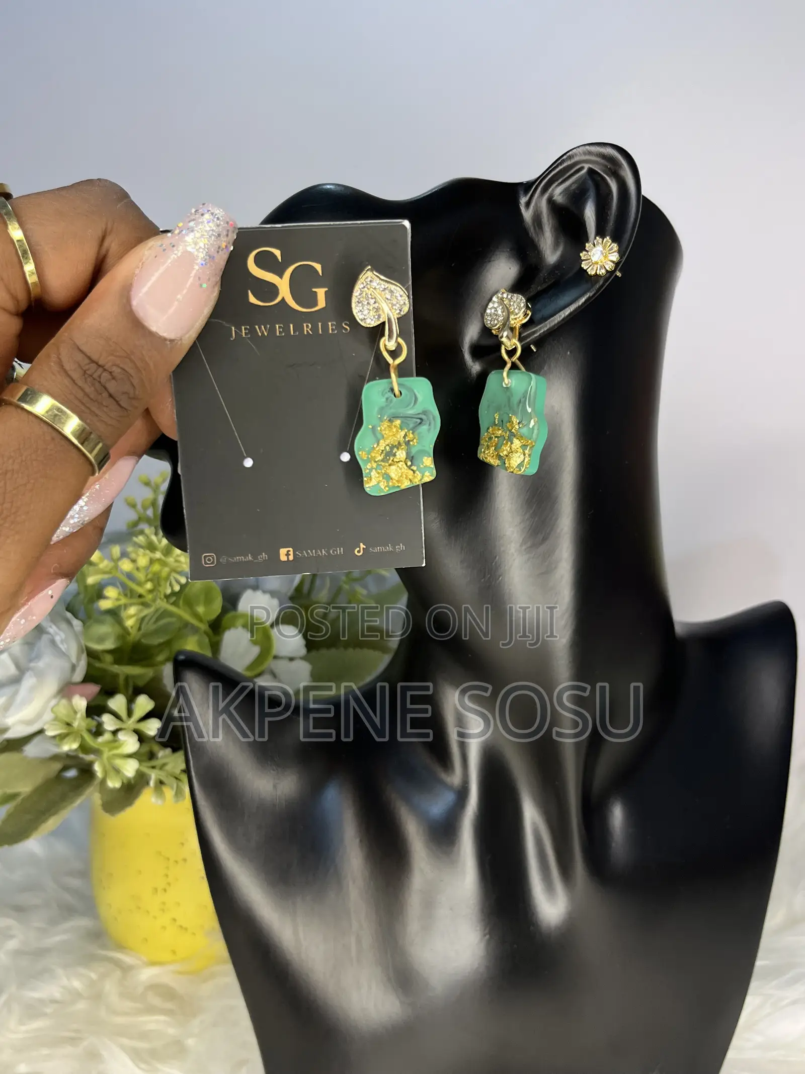 Women’s Jewelry