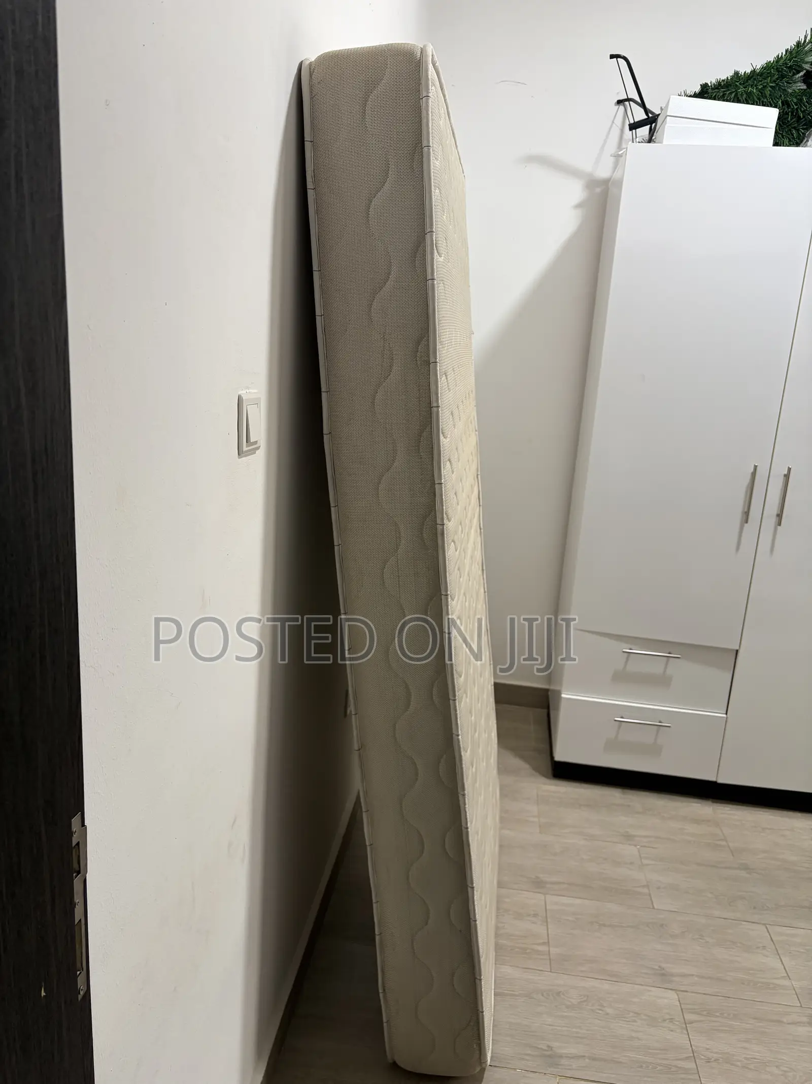 1 and Half Mattress