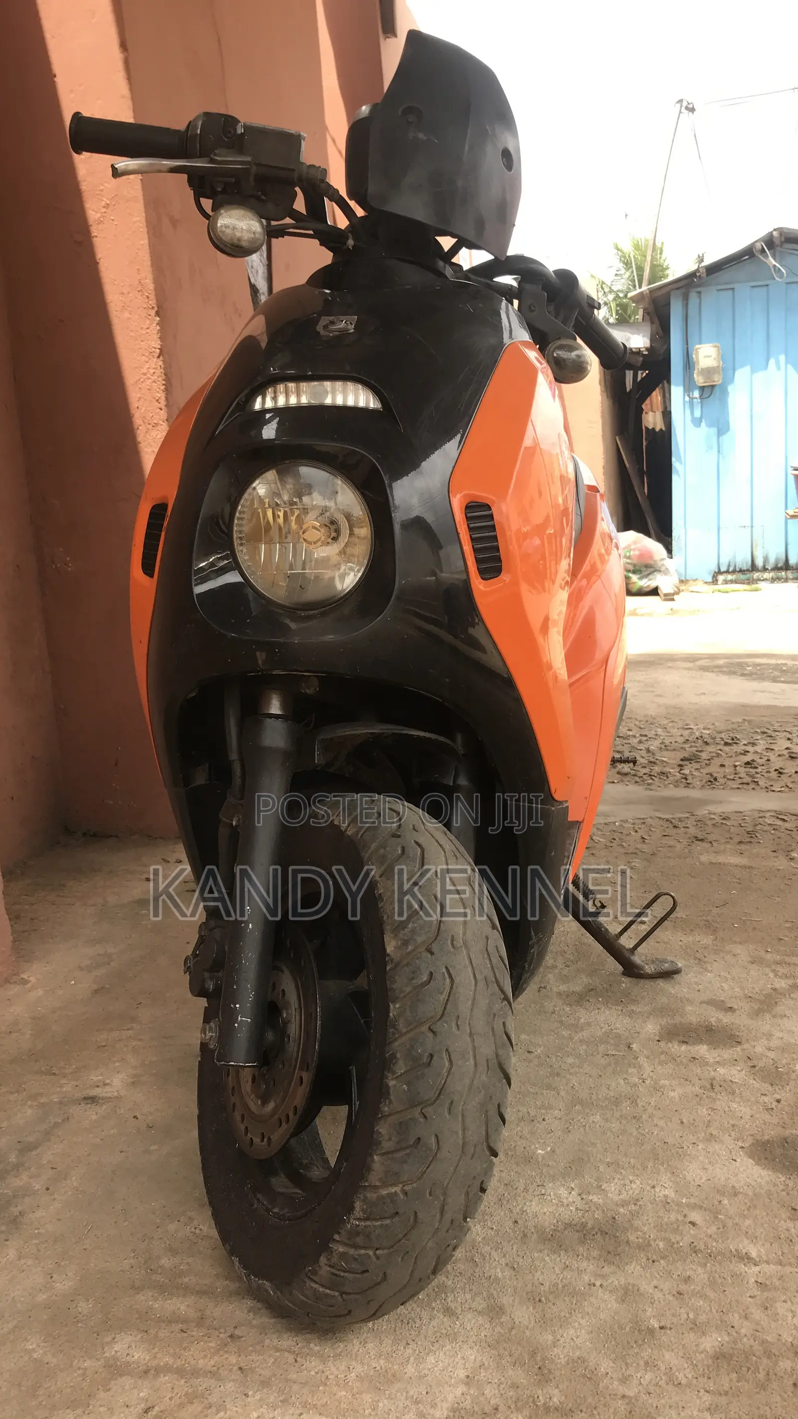 Daelim 2025 Orange