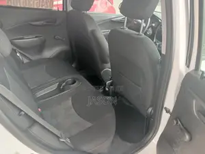 Chevrolet Spark 2017 White