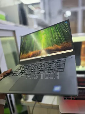 Laptop Dell Precision 5540 4GB Nvidia SSD 1T