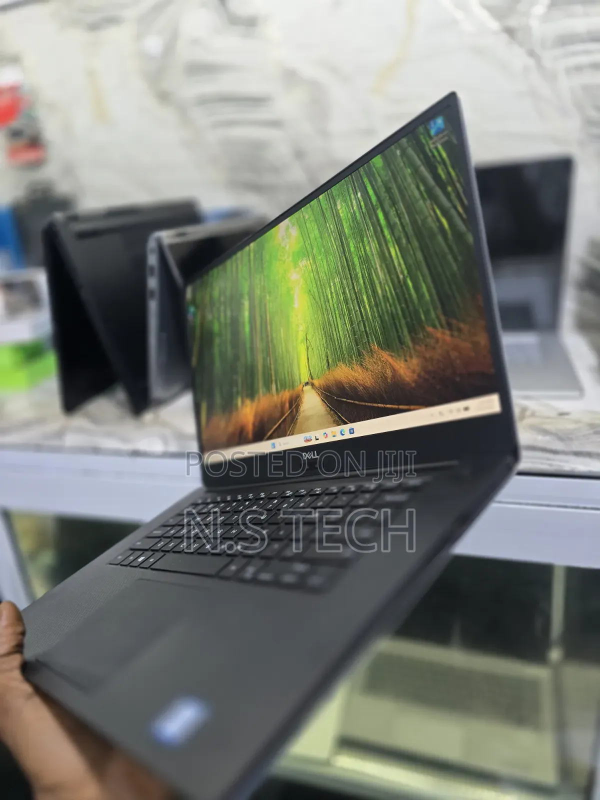 Laptop Dell Precision 5540 4GB Nvidia SSD 1T