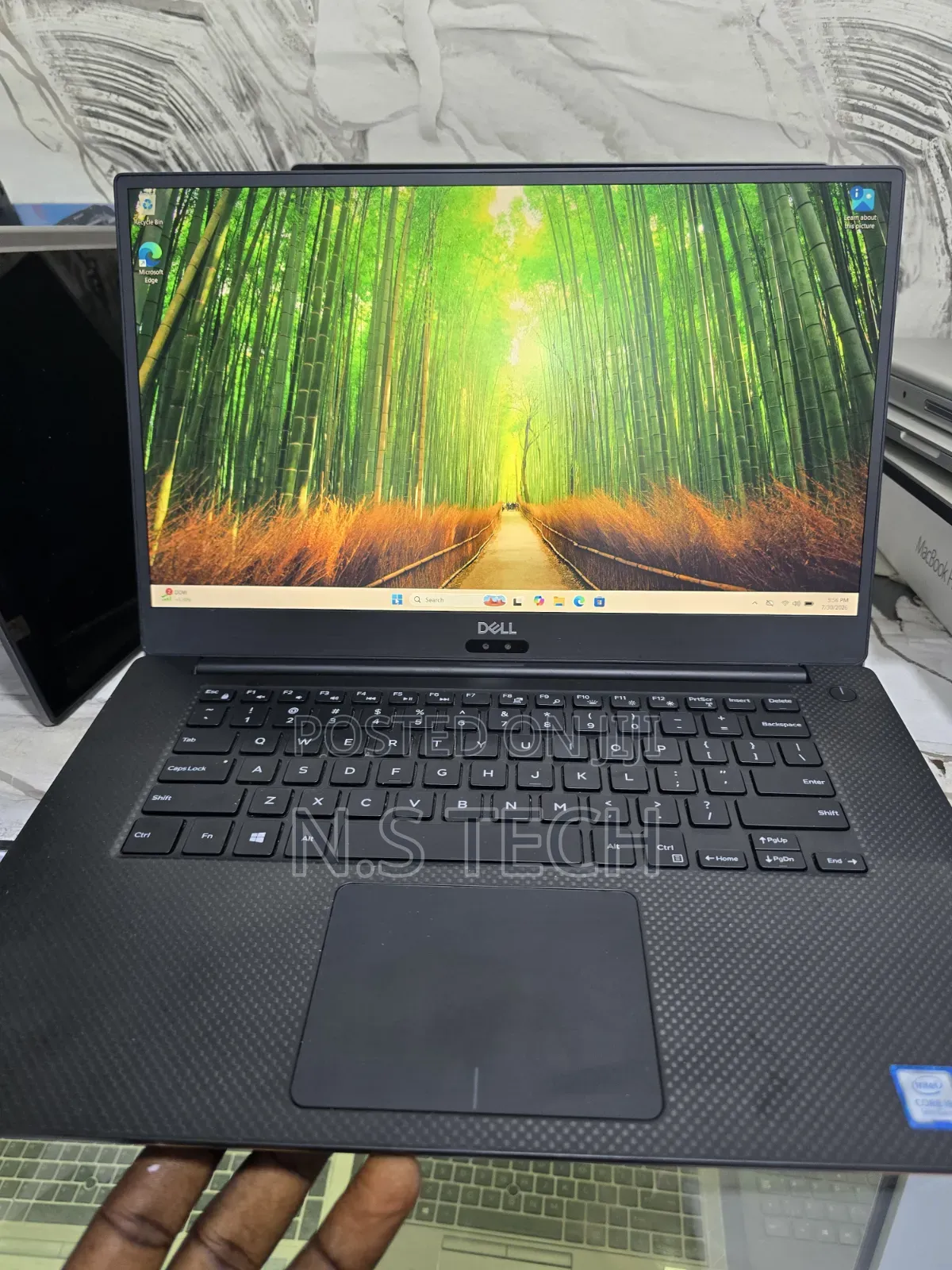 Laptop Dell Precision 5540 4GB Nvidia SSD 1T