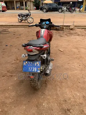Suzuki 2023 Red