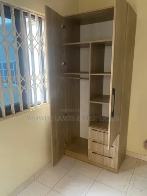 Furnished 4bdrm House in Adenta Commando, Barrier for rent