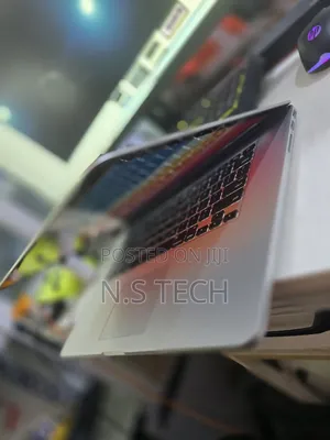 Laptop Apple MacBook 2013 8GB Intel Core i7 SSD 256GB