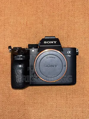 Sony A7III 28mm-70mm Kit Lens 50mm Sony Prime, Charger 2 Batteries