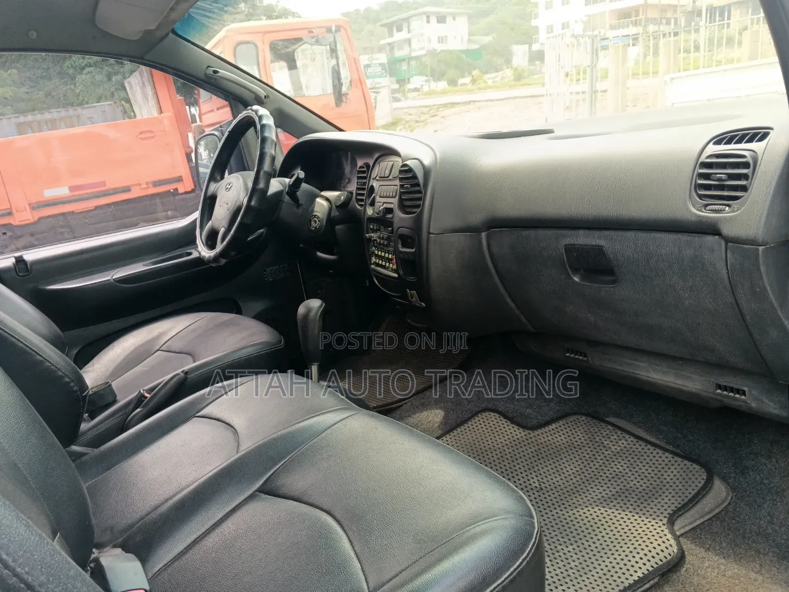 Hyundai H-100 2001 White