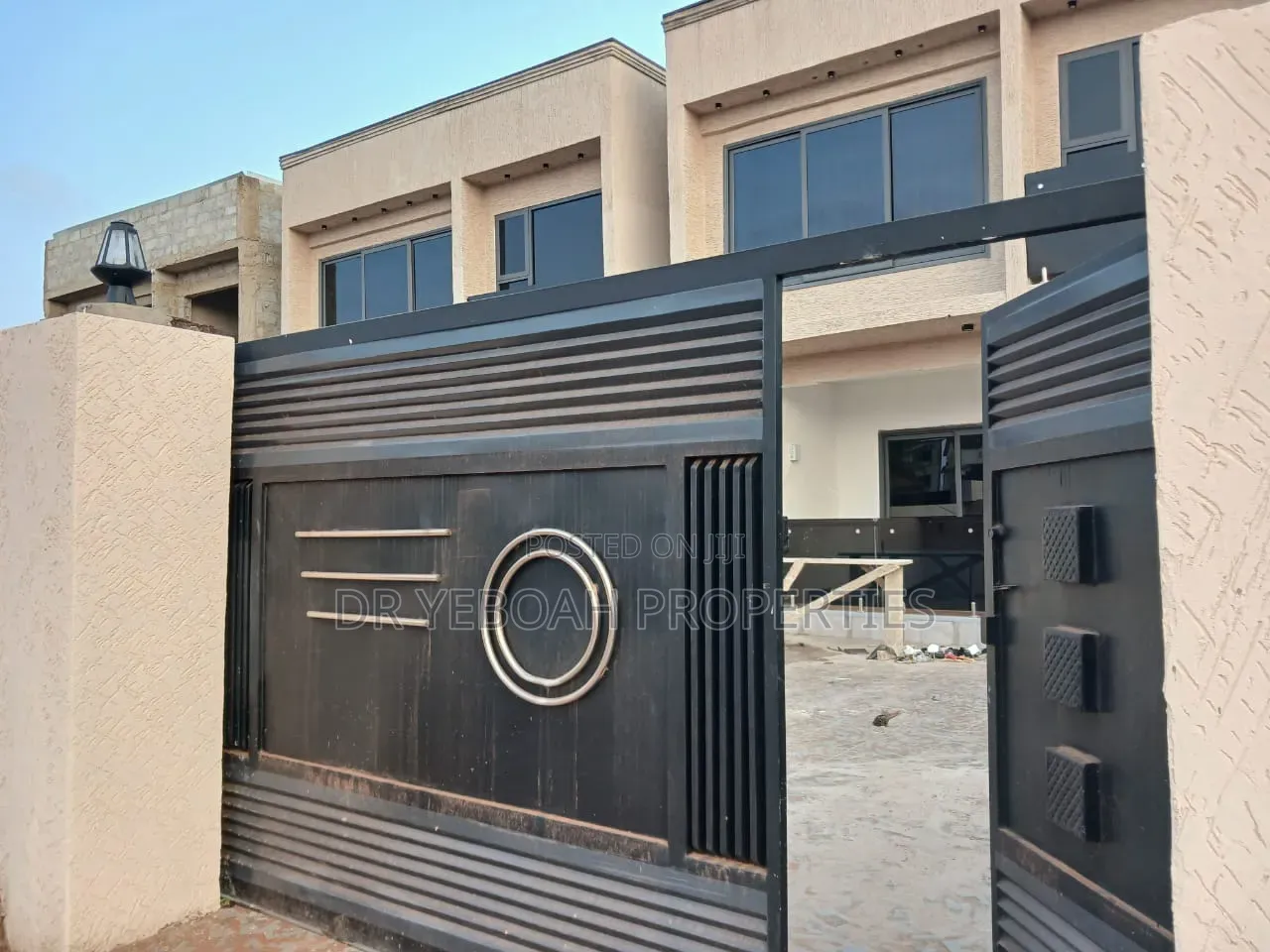 3bdrm Duplex in Spintex Coastal-, Accra Metropolitan for rent