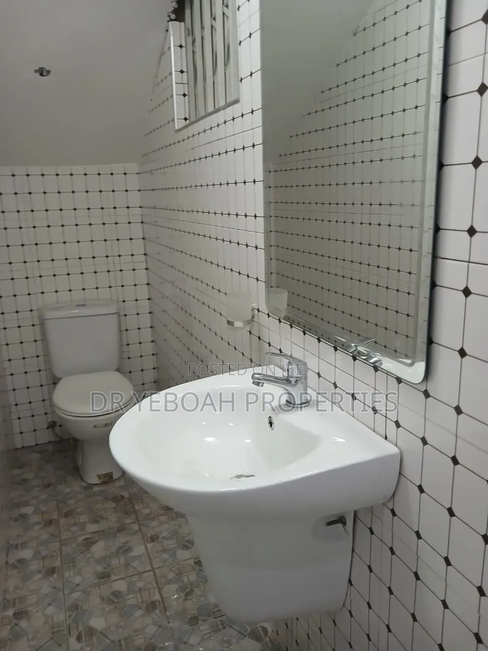 3bdrm Duplex in Spintex Coastal-, Accra Metropolitan for rent