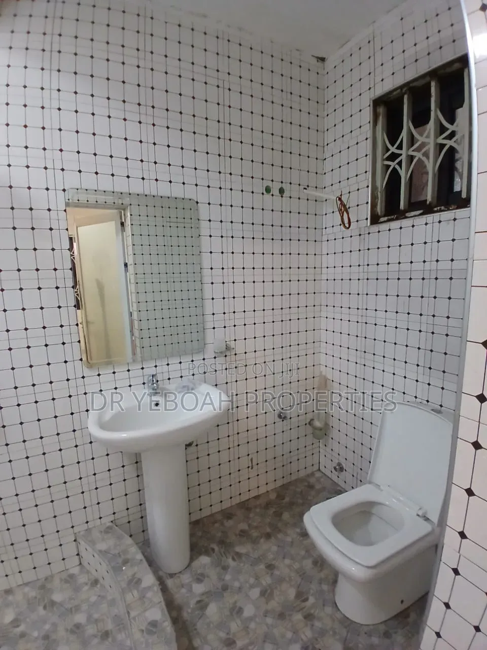3bdrm Duplex in Spintex Coastal-, Accra Metropolitan for rent