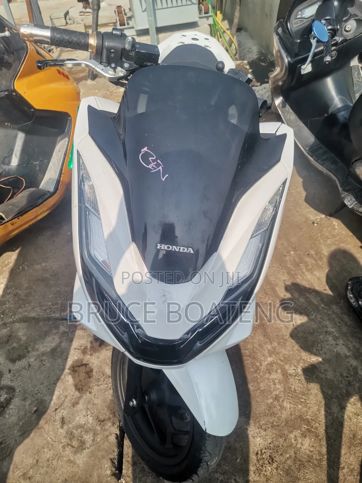 Honda 2020 White